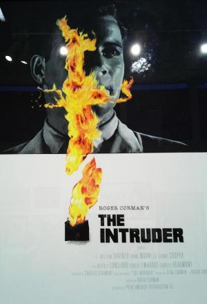 Descargar El Intruso (The Intruder)
